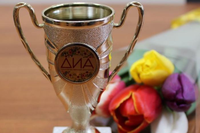 Всех Женщин производственной компании «ДИА» поздравили с 8 марта!